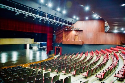 Teatro Margarida Schivasappa completa 36 anos neste domingo