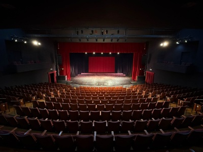 Conto de fadas e histórias reais de mães no cárcere ocupam os palcos dos teatros Margarida Schivasappa e Waldemar Henrique, neste final de semana