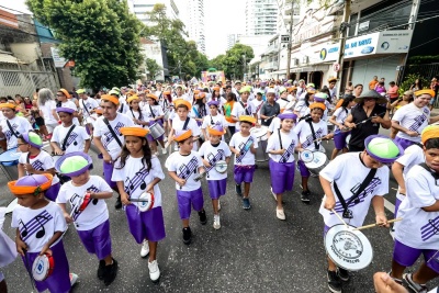 Escola de Samba das Crias do Curro Velho celebra 40 anos da FCP pelas ruas do Telégrafo