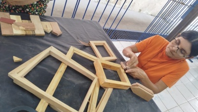 Núcleo de Produção do Curro Velho integra técnicas ancestrais e materiais alternativos em oficinas