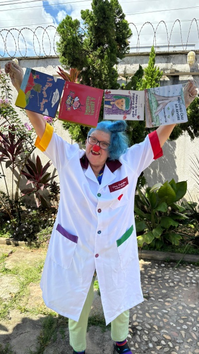 'A Flor Ferida do Silêncio' leva ao Teatro Margarida Schivasappa projeto inédito de Heliana Barriga