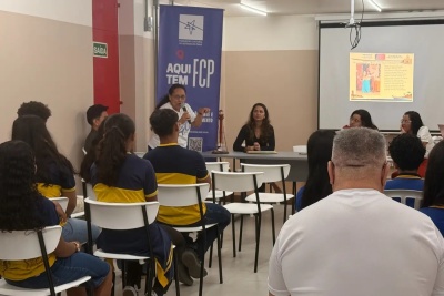 notícia: Fundação Cultural do Pará leva "Circuito do Livro" a Salinópolis e incentiva novos autores da rede pública